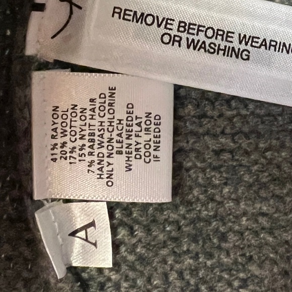 NWT LOFT Ann Taylor Gray Cardigan Sweater - Picture 4 of 4